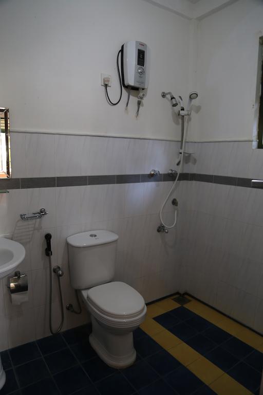 Lonely Beach Resort Tangalle Room photo